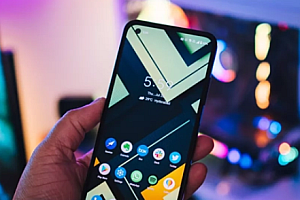 华硕zenfone9值得入手吗