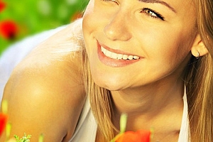 染头发染什么颜色好看2023(2023最火减龄发色)